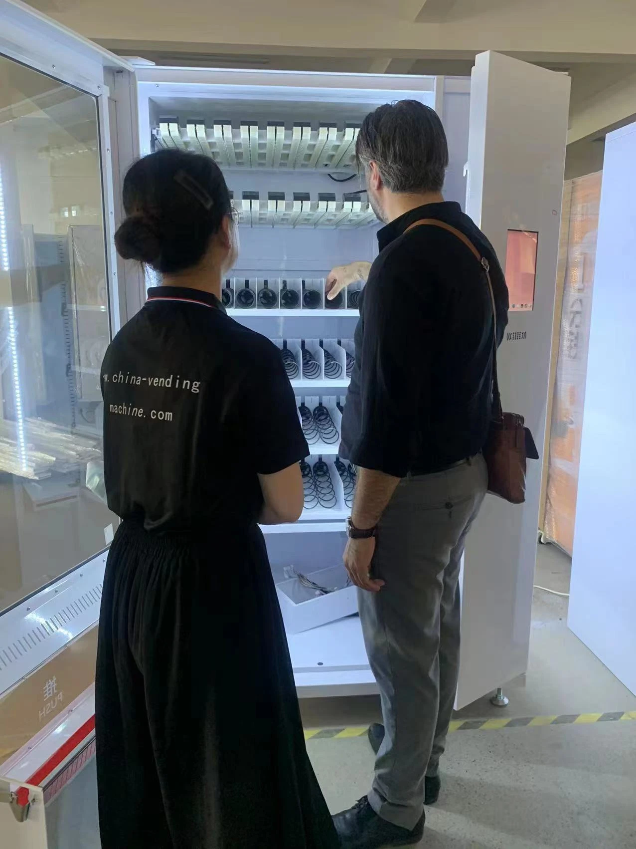Snack Vending Machine Dispenser